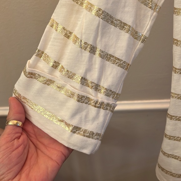 Top - Picture 5 of 5